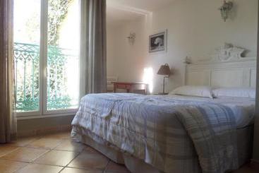 هتل Hôtel La Bona Casa