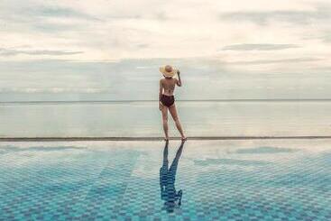בית מלון כפרי Santika Premiere Beach Resort Belitung