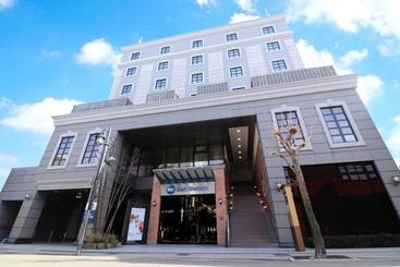 Hotelli Best Western  Takayama