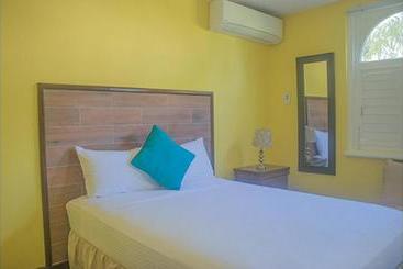 Conch Shell Beach Studio @ Sandcastles
