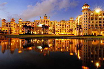 هتل Palace Of The Golden Horses