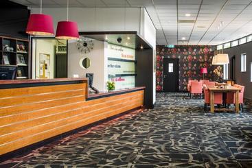 هتل Fletcher Restaurant Emmen