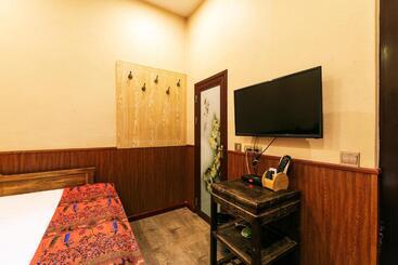 茅舍 Pingyao Hongjingyuanguesthouse