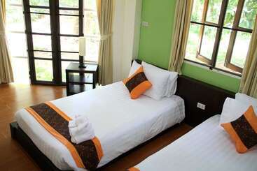Отель Petch Rim Tan Resort