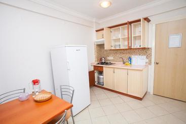 هتل آپارتمان Yalcinkaya Apart