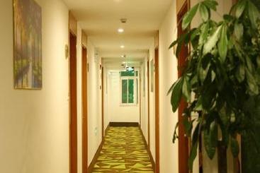 هتل Greentree Inn Vatica Anhui Huangshan Tunxi Ancient Street East Huangshan Road