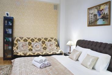 펜션 Red Square Guest House
