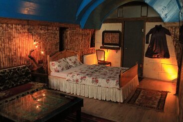 هتل Tokmak Guest House