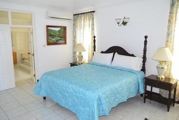Pink Rock Inn Bed And Breakfast
