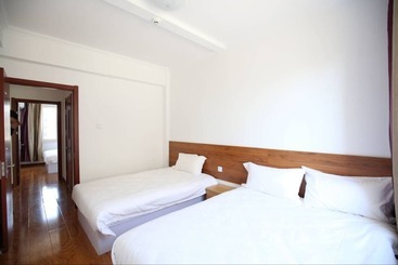 Dalian Fenghe Tingyuan Apartment