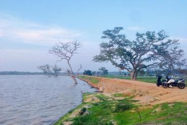 هتل Utopia Arugambay