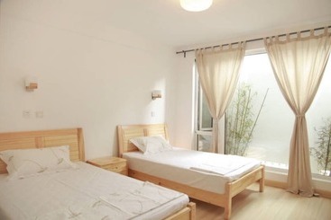 Joy Plus International Youth Hostel