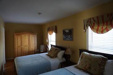 Smugglers Notch Inn