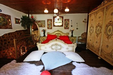 هتل Antique Celtik House