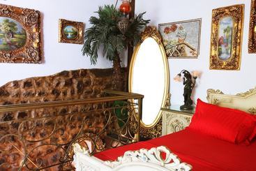 هتل Antique Celtik House