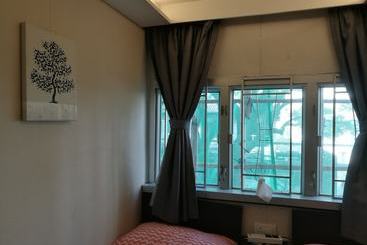 Cozy Hostel