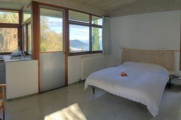 Studios Kyparissi & Spa