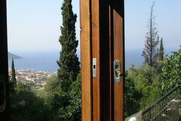 Studios Kyparissi & Spa