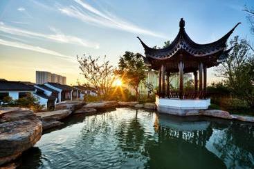 هتل Wanda Vista Wuxi