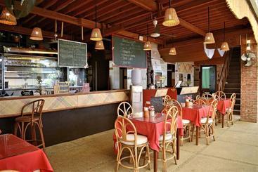 هتل Zen Rooms Malvar Road
