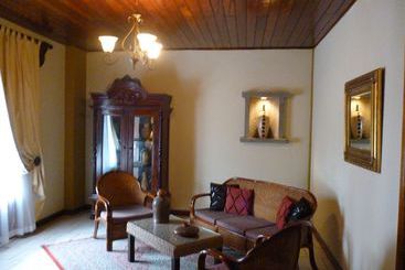 Alhambra Hotel