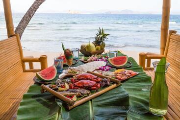 Отель Discovery Coron Formerly Club Paradise Palawan