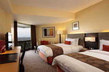 هتل Jen Manila By Shangrila