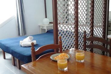 Estel Blanc Apartaments   Adults Only