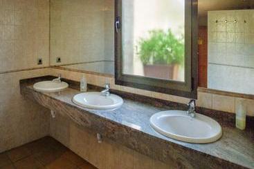 Albergue San Saturnino