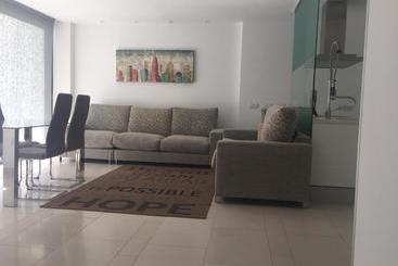 Aqua Luxury Suites Los Cristianos