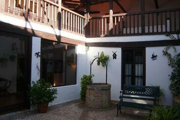 Casa De La Torre Hospederia