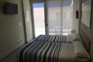 Apartamentos Turísticos María Guerrero