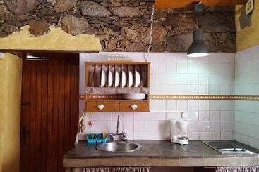 Casa Rural   Ländliches Haus, Pepita La De Las Flores