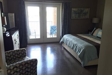 酒店 The Point Resort