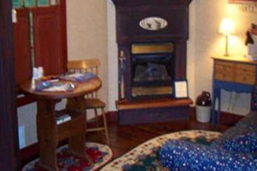 تختخواب و صبحانه The Inn At Narrows Creek