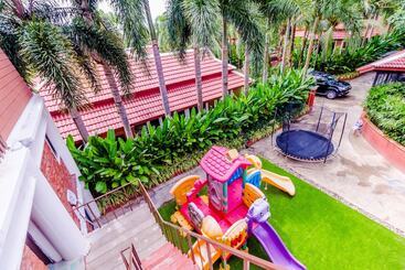 פנסיון Serene Boutique Garden Resorts