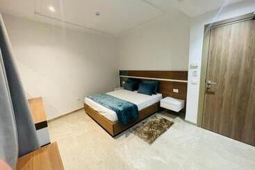 هتل آپارتمان Corail Royal