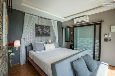 هتل The Proud Green Garden Hill Resort