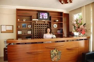 Resort Shila Tatil Koyu