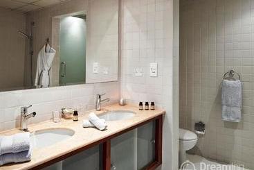 Dream Inn Apartments Marina Quays