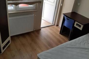 Menekşe Apart 1