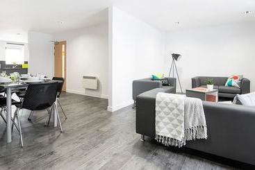 هاستل Crescent Place  Campus Accommodation