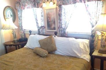 Pension (Hôtel basse catégorie) The Bradford Carver Guest House