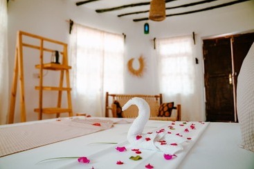 هتل Tiki Beach Club And Resort
