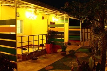 بنسيون 7 Colors House