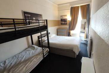 هاستل The George Backpackers