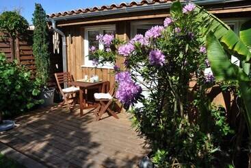 住宿加早餐  Chambres D Hôtes Madiha Lacanau Ocean