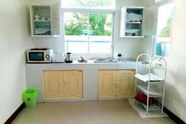 آپارتمانهای توریستها Koo Fah Keang Talay Resort