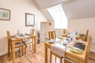 130 Corve Street B&b