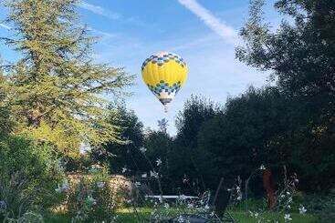 مبيت وإفطار Green Home